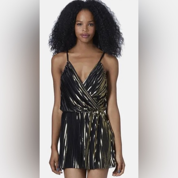 TopShop Black & Gold Accordion Pleat Romper. - Picture 1 of 8